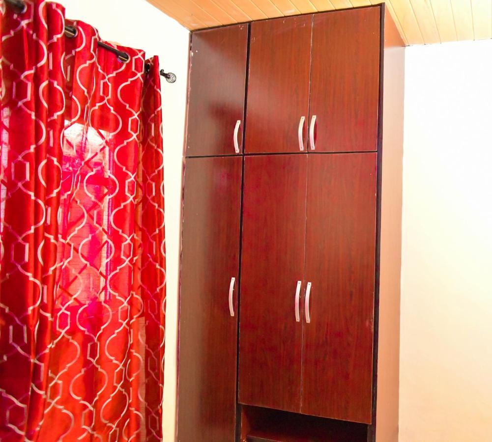 Living Green Apartments Airport Pick Up Бенін-Сіті Екстер'єр фото